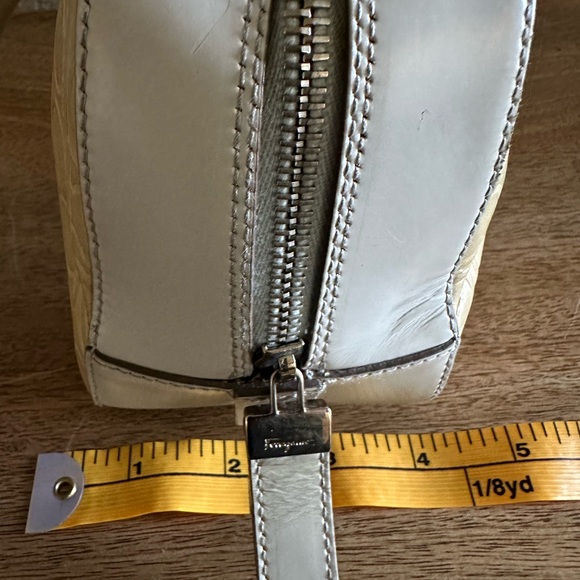 Salvatore Ferragamo taupe and yellow bag with double straps AB-21 1234 - Picture 5 of 7